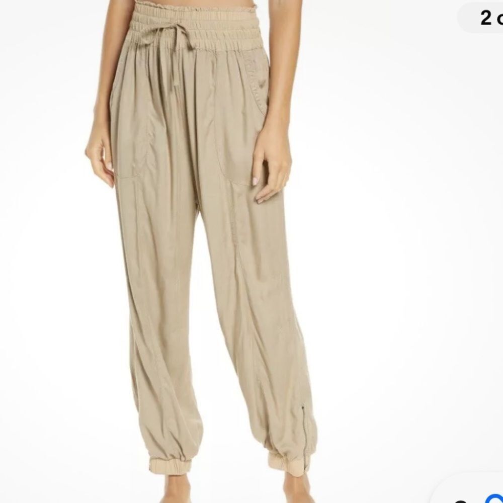 Free people movement beachy halfzies jogger pants size medium
